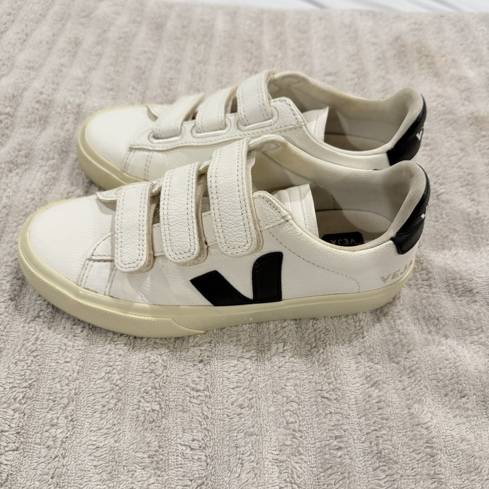 Veja Recife Sneakers Women White Leather Black Logo Triple Strap Shoes Size 6